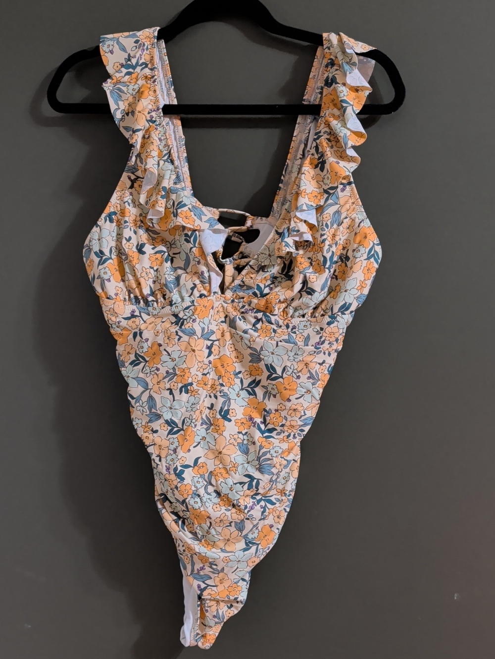Cupshe Yellow Ditzy Ruffle One-Piece Swimsuit - XL